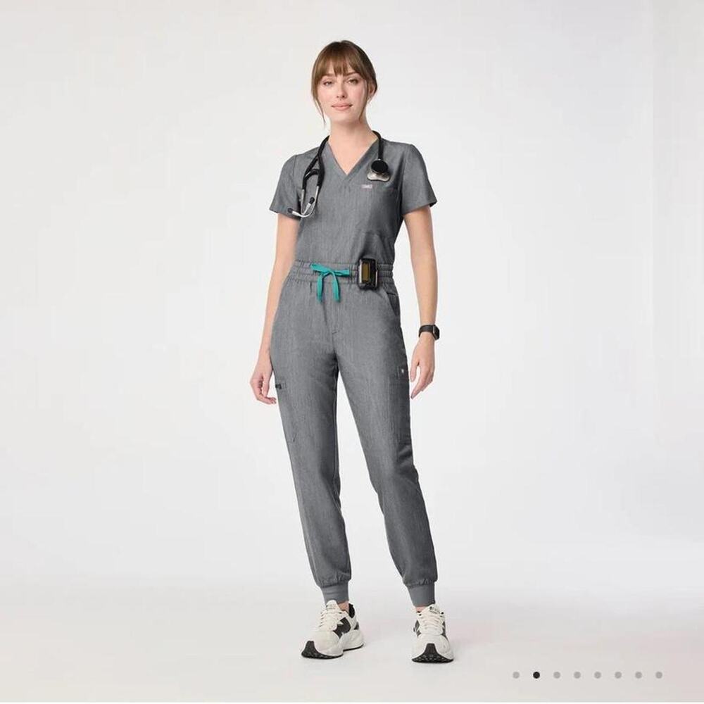 Figs heather gray scrubs XS